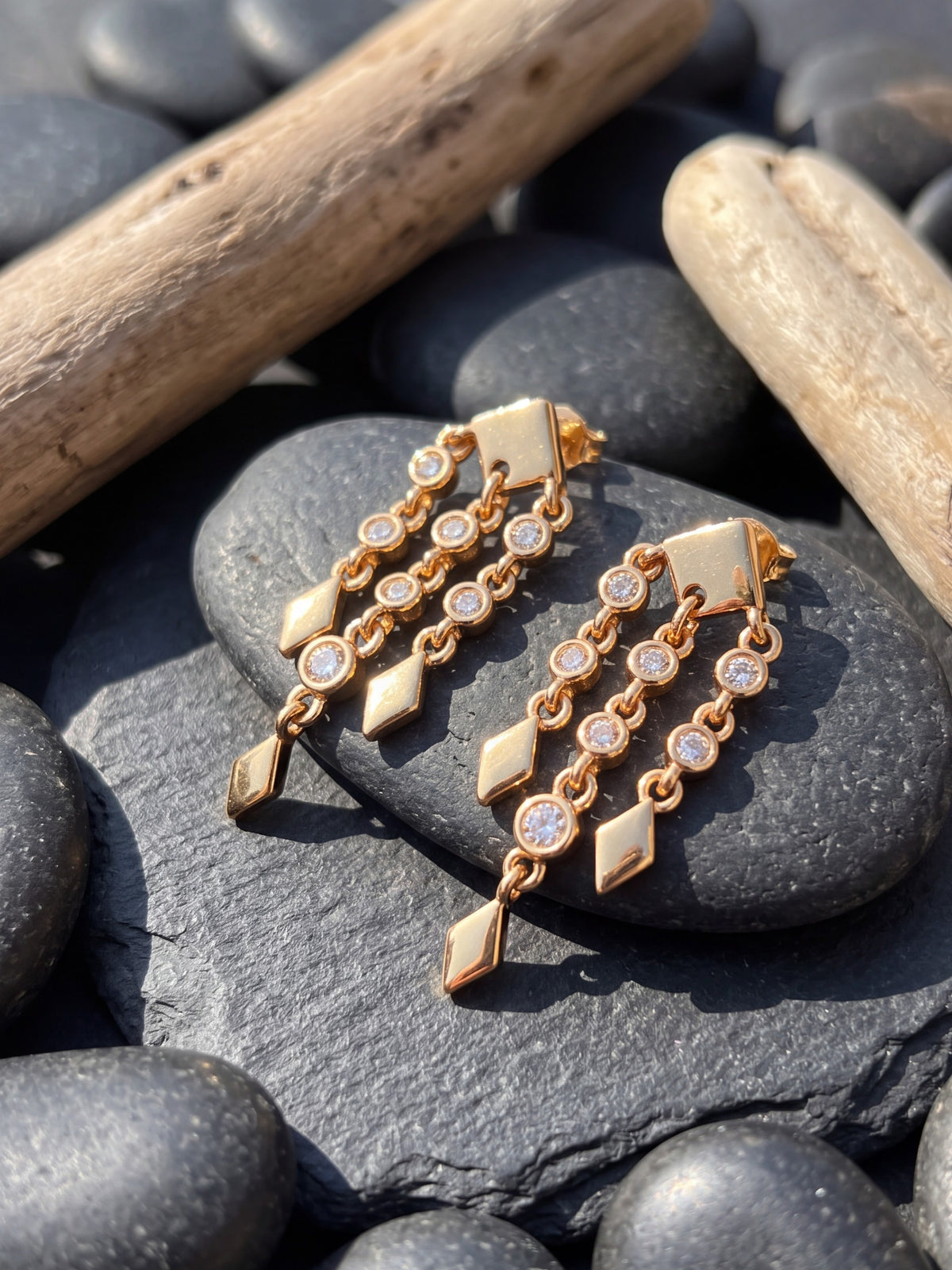 Daisy Dew Geometric Drop Earrings