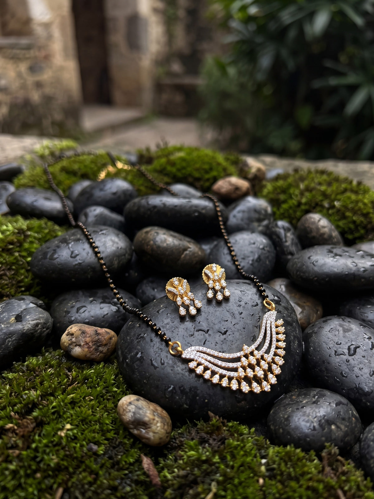 Sajan Layered Crescent Mangalsutra Set