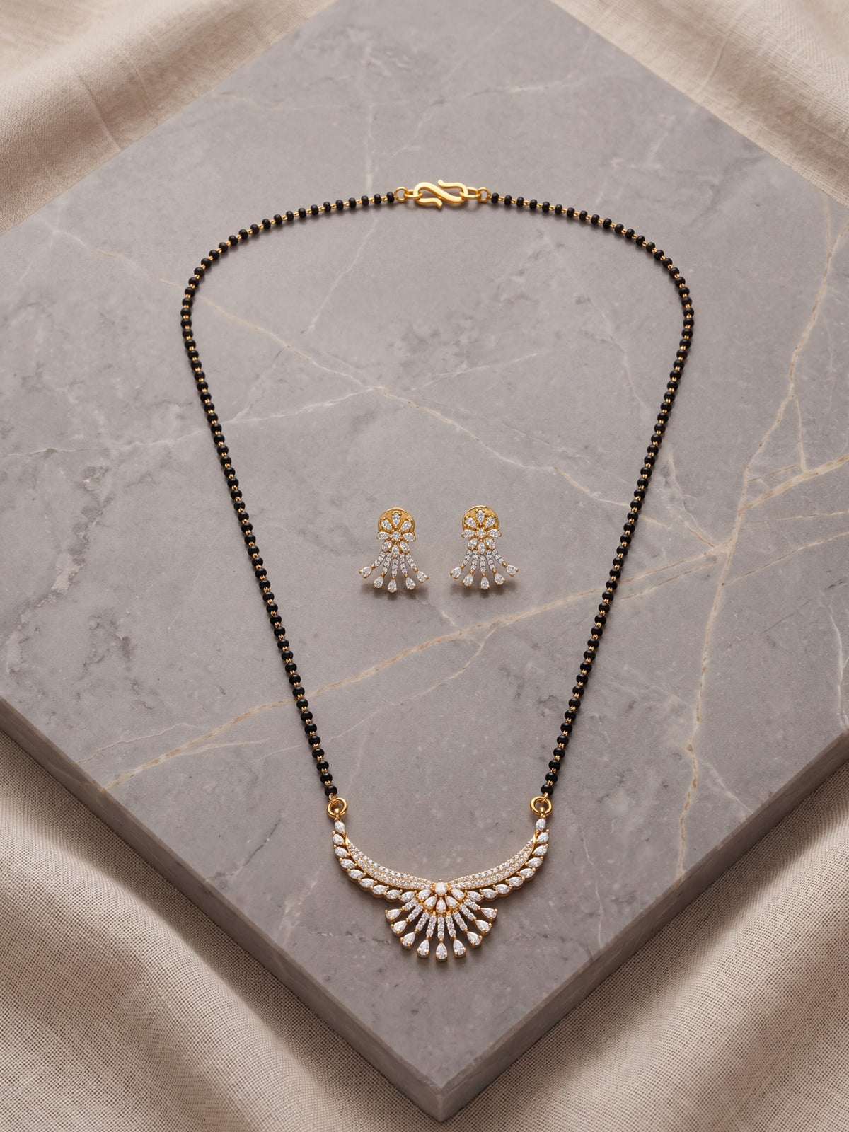 Mehfil Sunburst Stone Mangalsutra Set