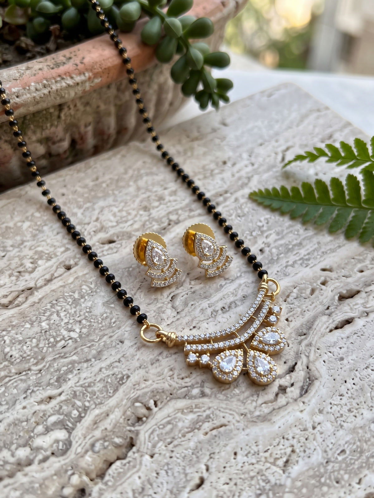 Piya Three-Drop Radiance Mangalsutra Set