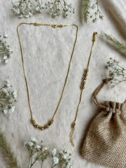 Golden Minimal Grace Mangalsutra Set