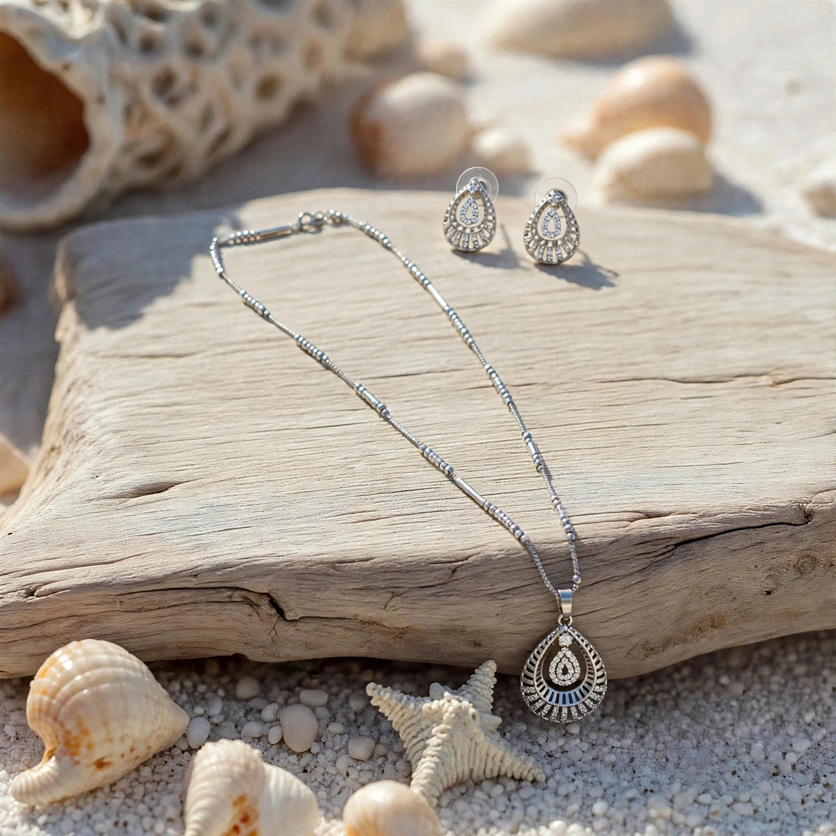 Silver Teardrop Elegance Necklace Set