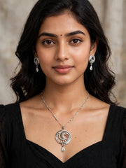 Silver Swirl Radiance Necklace Set