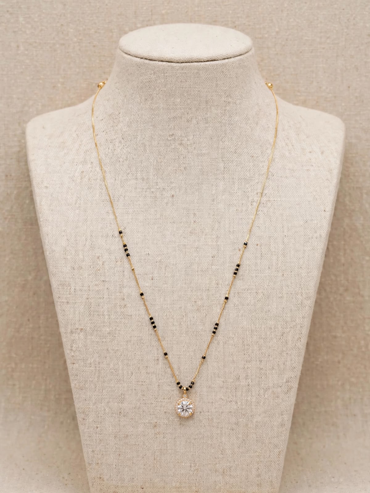 Golden Radiance Round Pendant Mangalsutra