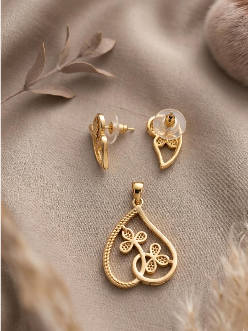 Florisse Heart Floral Pendant Set