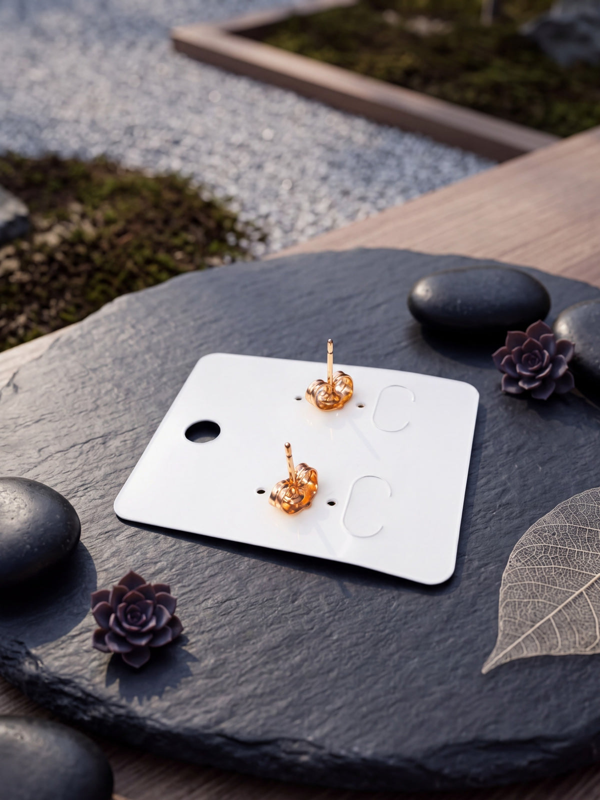 Shine Velvet Maple Leaf Stud Earrings