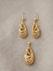 Alone Love Teardrop Filigree Pendant Set