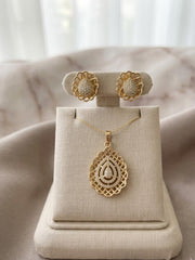 Nyra Teardrop Filigree Pendant Set