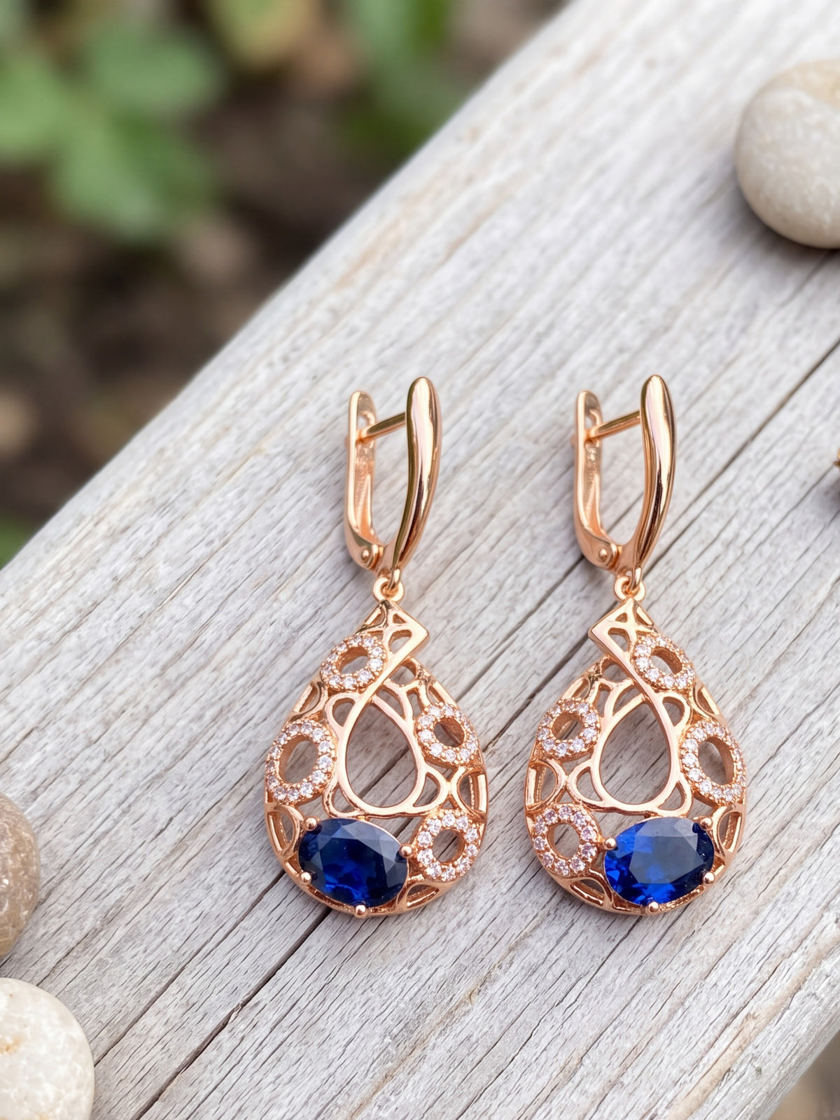 Majesty Blue Teardrop Filigree Earrings