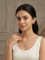 Roselle Geometric Triangle Pendant Set