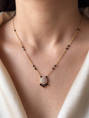 Saanjh Circular Halo Mangalsutra