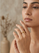 Wave S-Curve Minimalist Ring