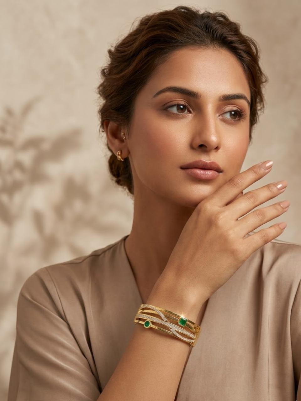 Elite Emerald Criss-Cross Kada