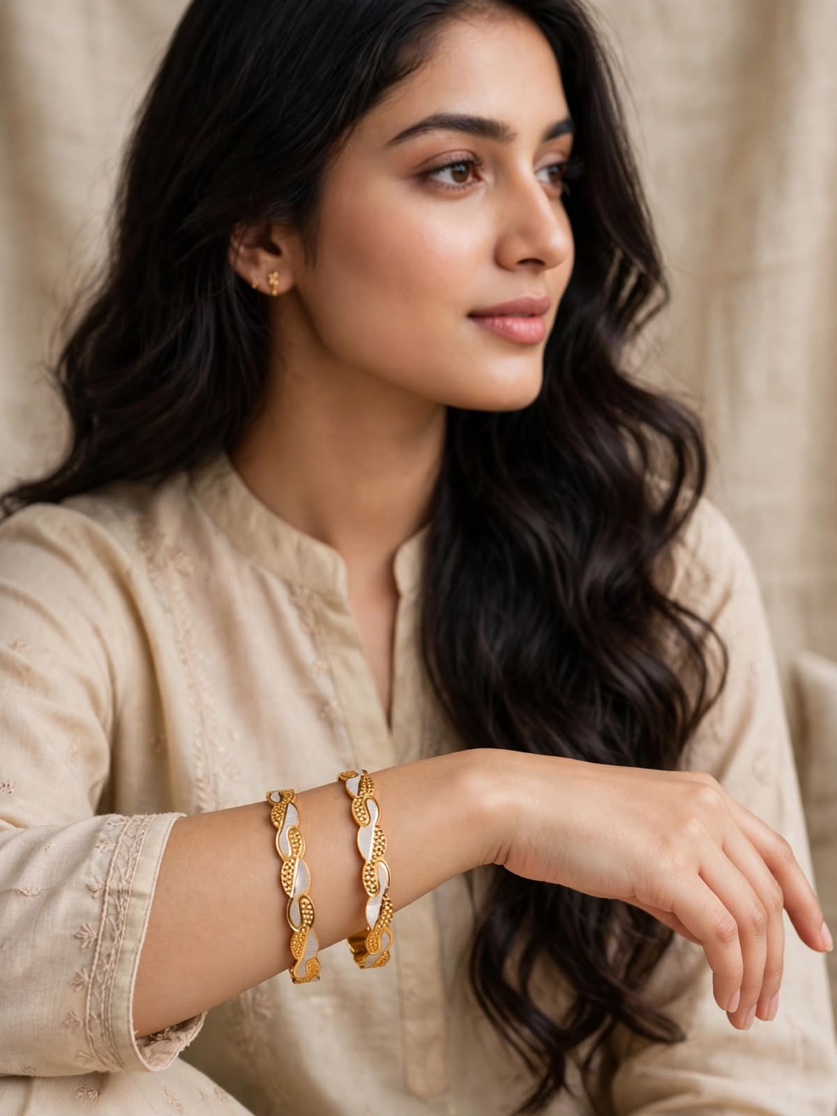 Mayuri Intertwined Wave Gold Bangle Set