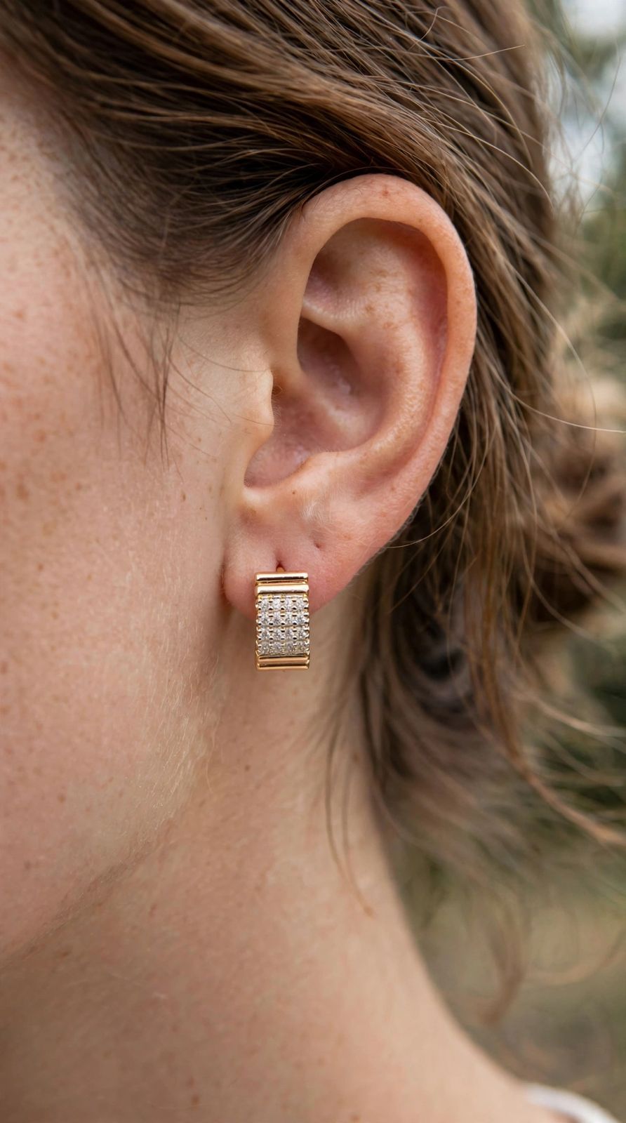 Vogue Bali Geometric Hoop Earrings
