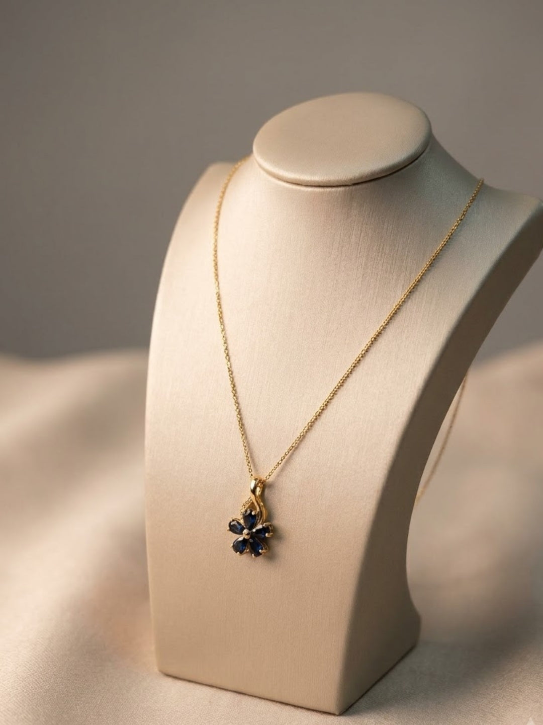Sapphire Clover Bloom Pendant Necklace