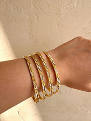 Vani Leaf Pattern Dual-Tone Bangle Set