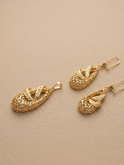 Alone Love Teardrop Filigree Pendant Set