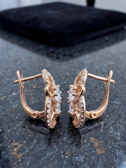 Bold Flora White Flower Hoop Earrings