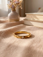 Icon Geometric Crystal Ring