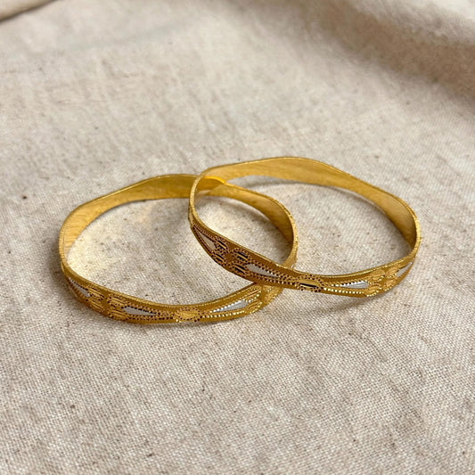 Parul Floral Dual-Tone Gold Bangle Set