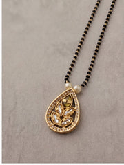 Kanak Green Teardrop Stone Mangalsutra