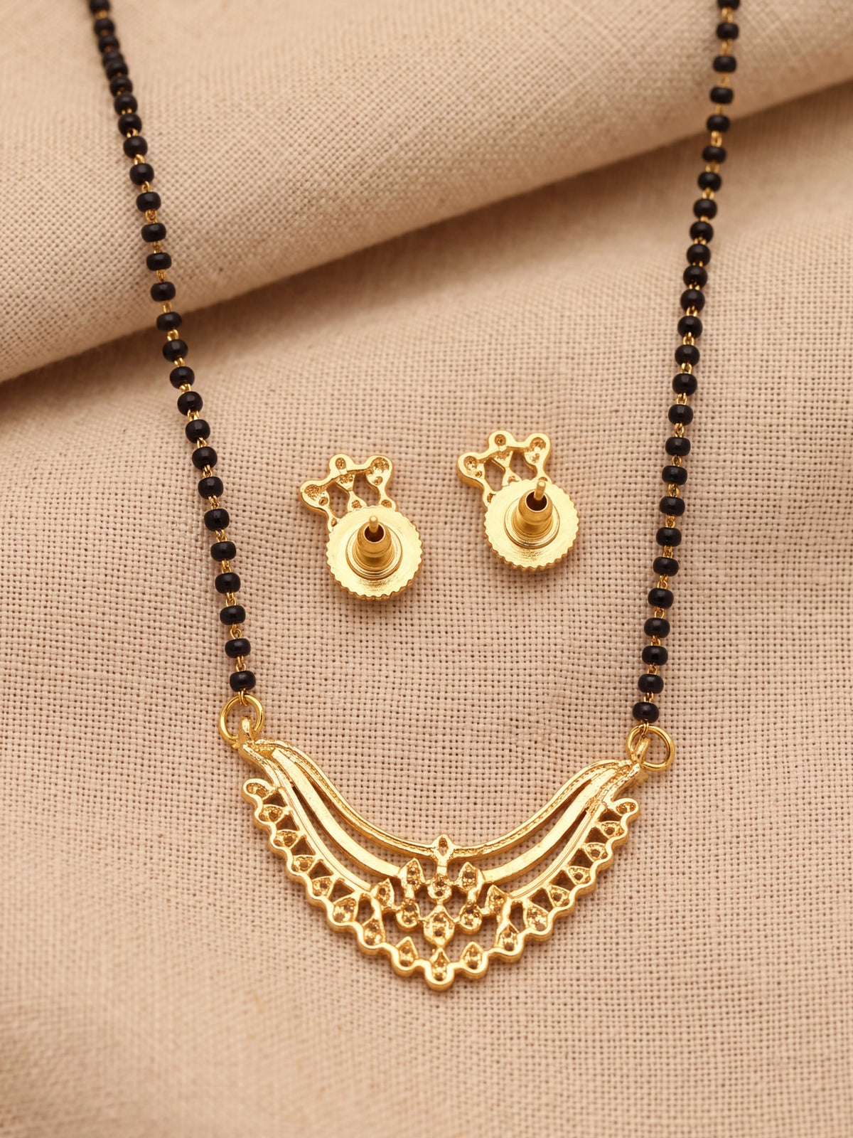 Sajan Layered Crescent Mangalsutra Set