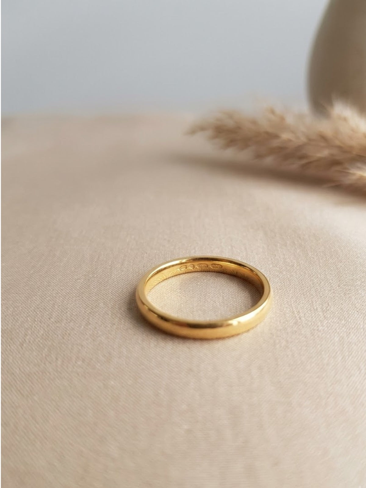 Pure Line Minimal Diamond Ring