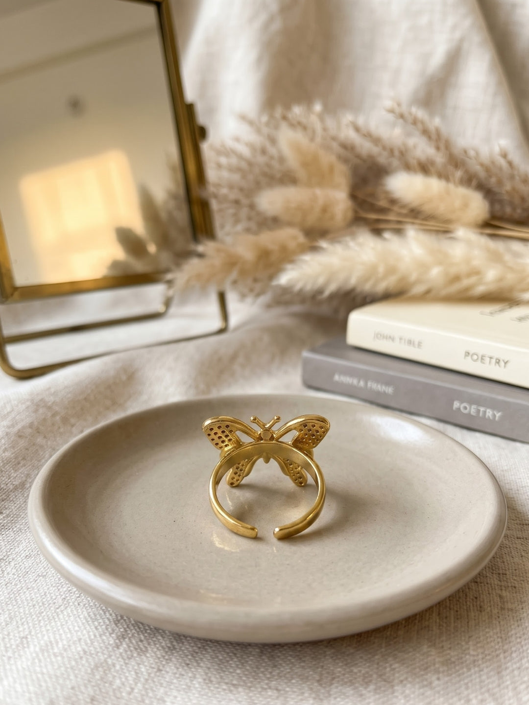 Rich Sunburst Medallion Ring