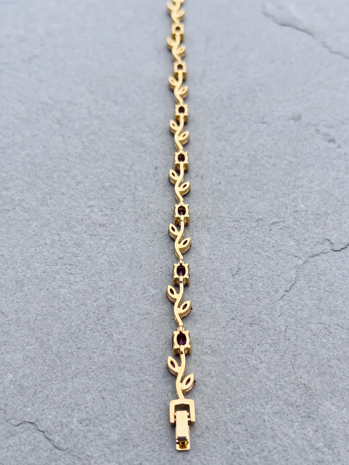 Tulip Love Wine Bracelet