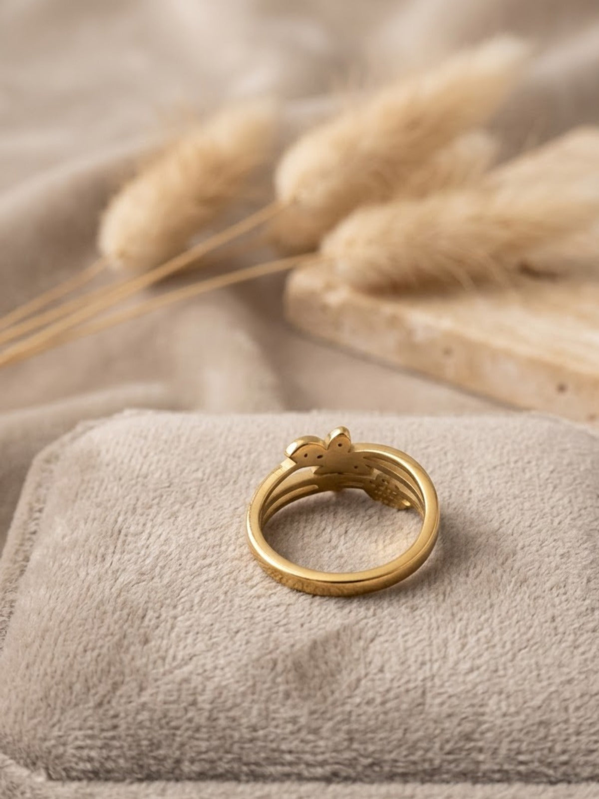 Flora Butterfly Crystal Ring
