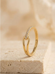 Mono Intertwined Wave Crystal Ring