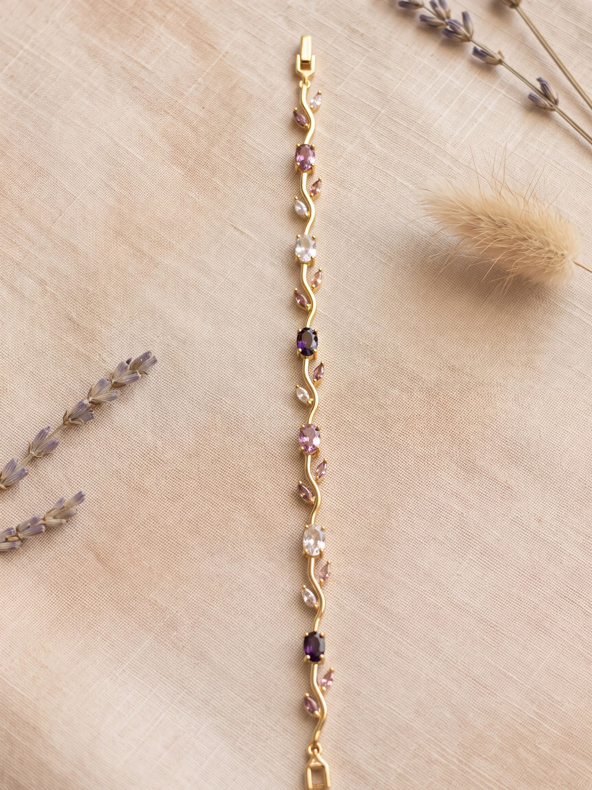 Tulip Love Wine Bracelet