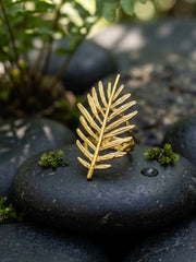 Rich Leaf Openwork Statement Ring