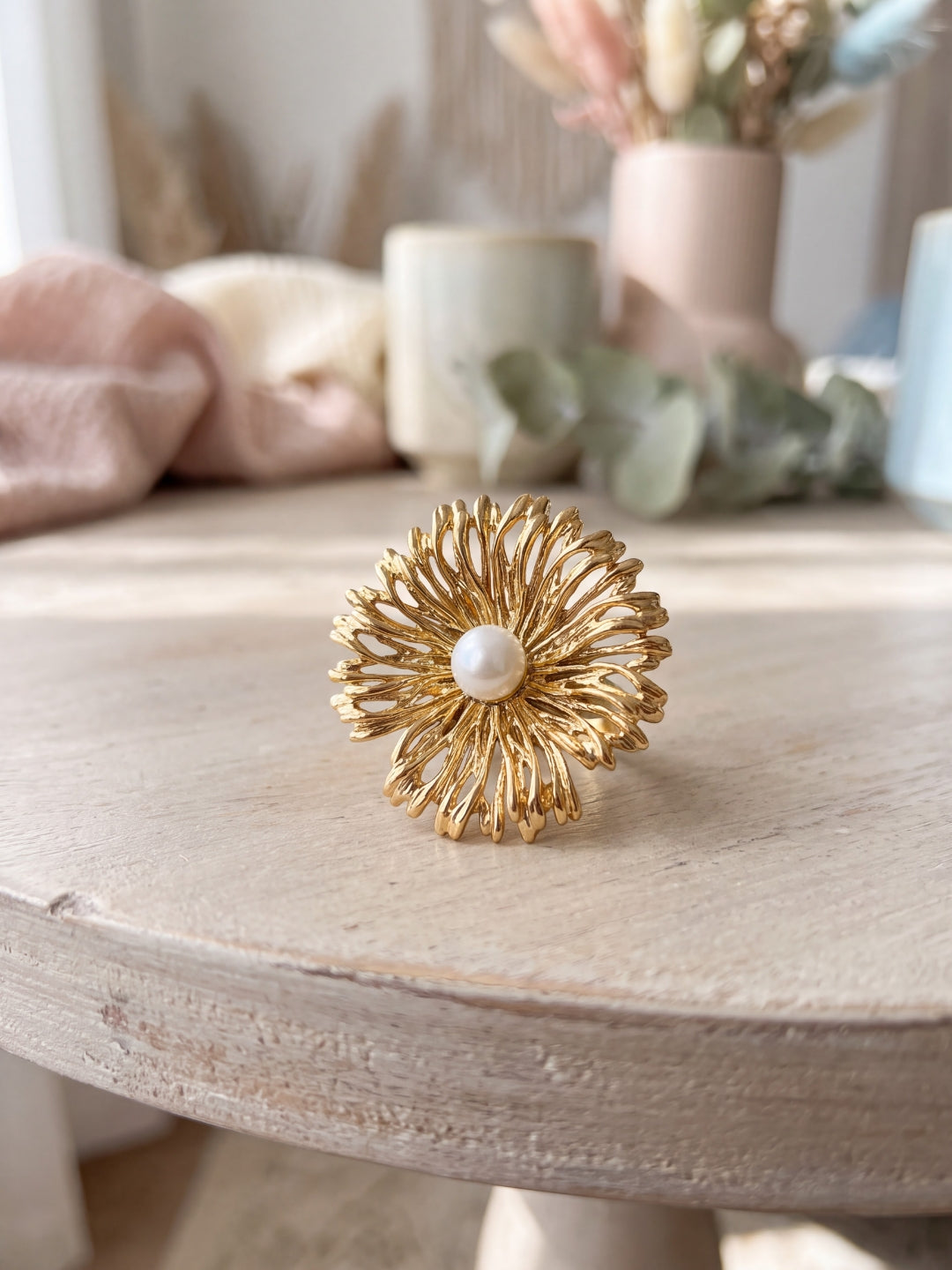 Rich Heavy Pearl Floral Ring