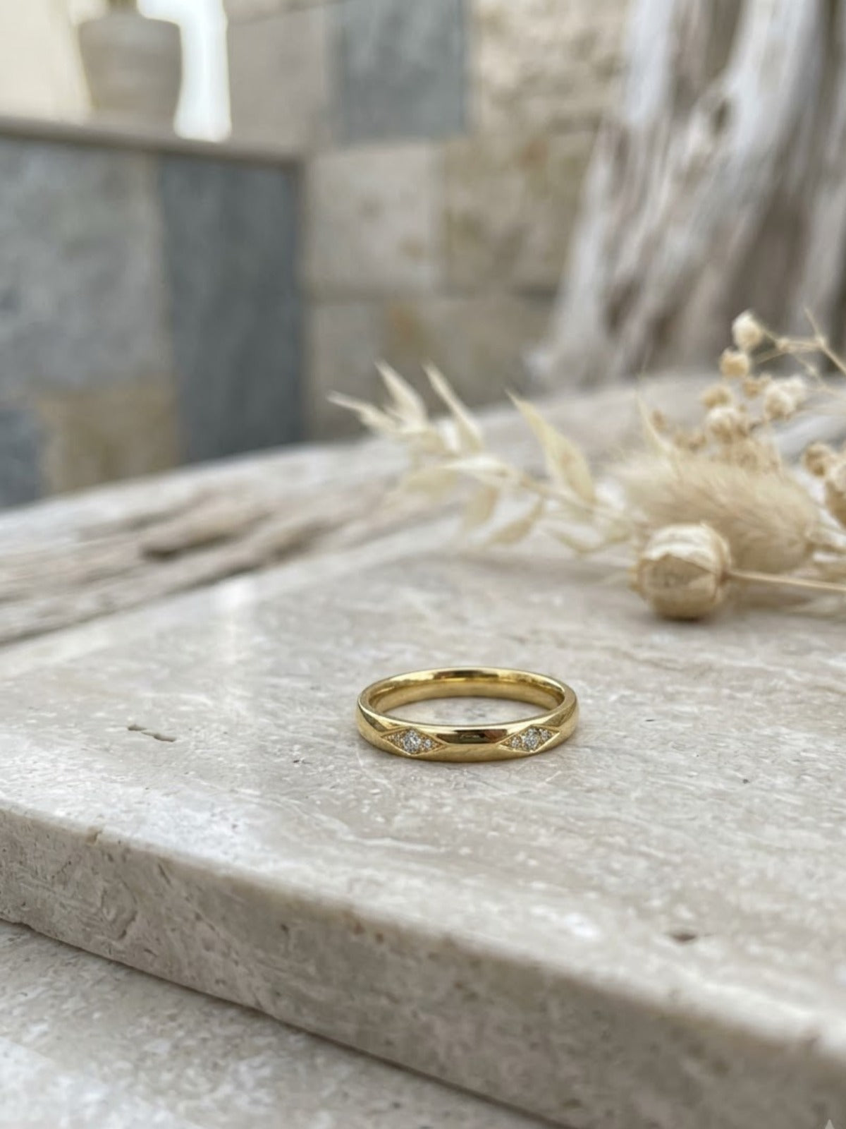 Pure Line Minimal Diamond Ring