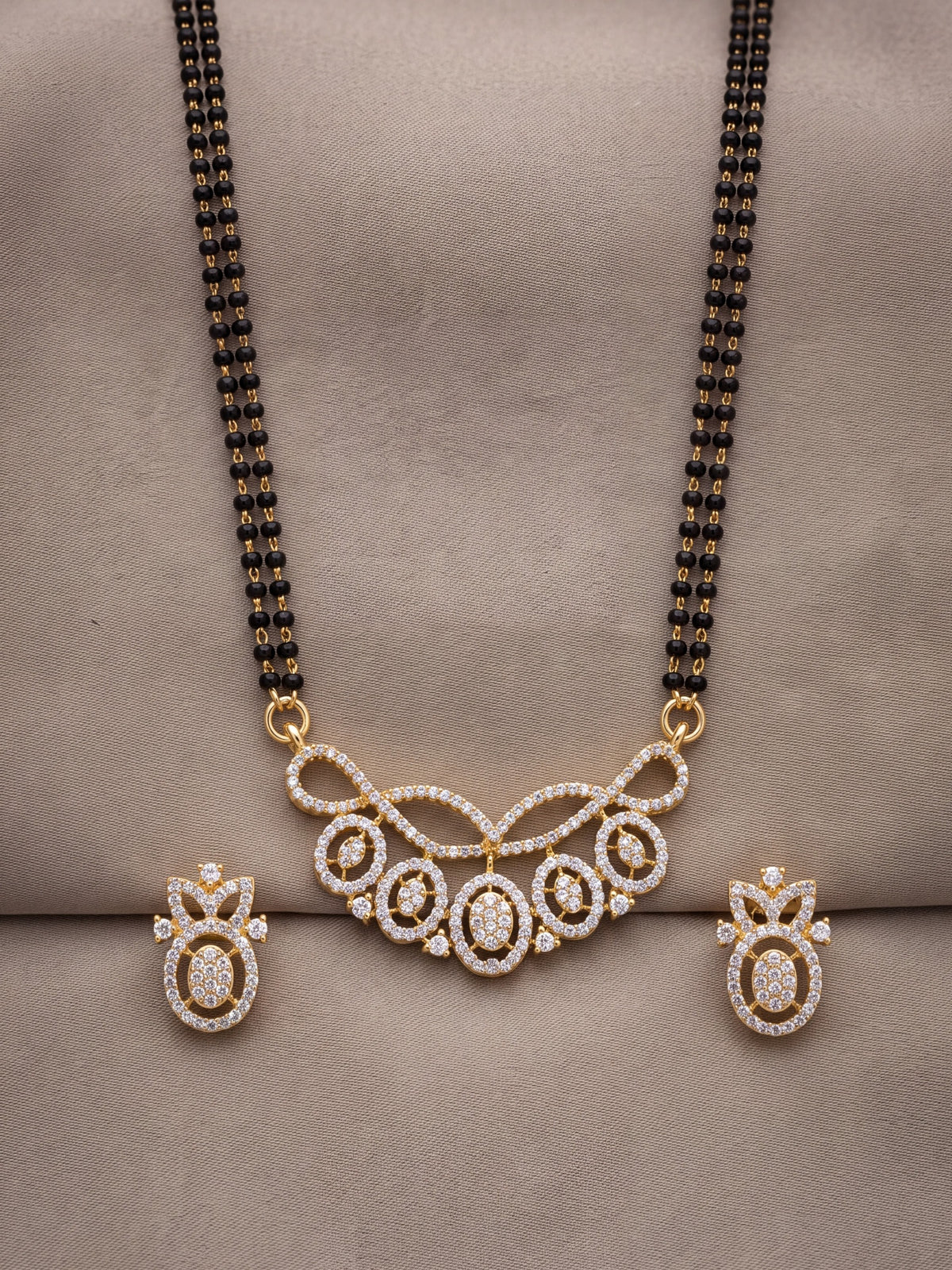 Rasika Curved Floral Mangalsutra Set