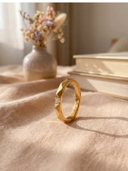 Icon Geometric Crystal Ring