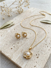 Rose Pearl Floral Necklace Set