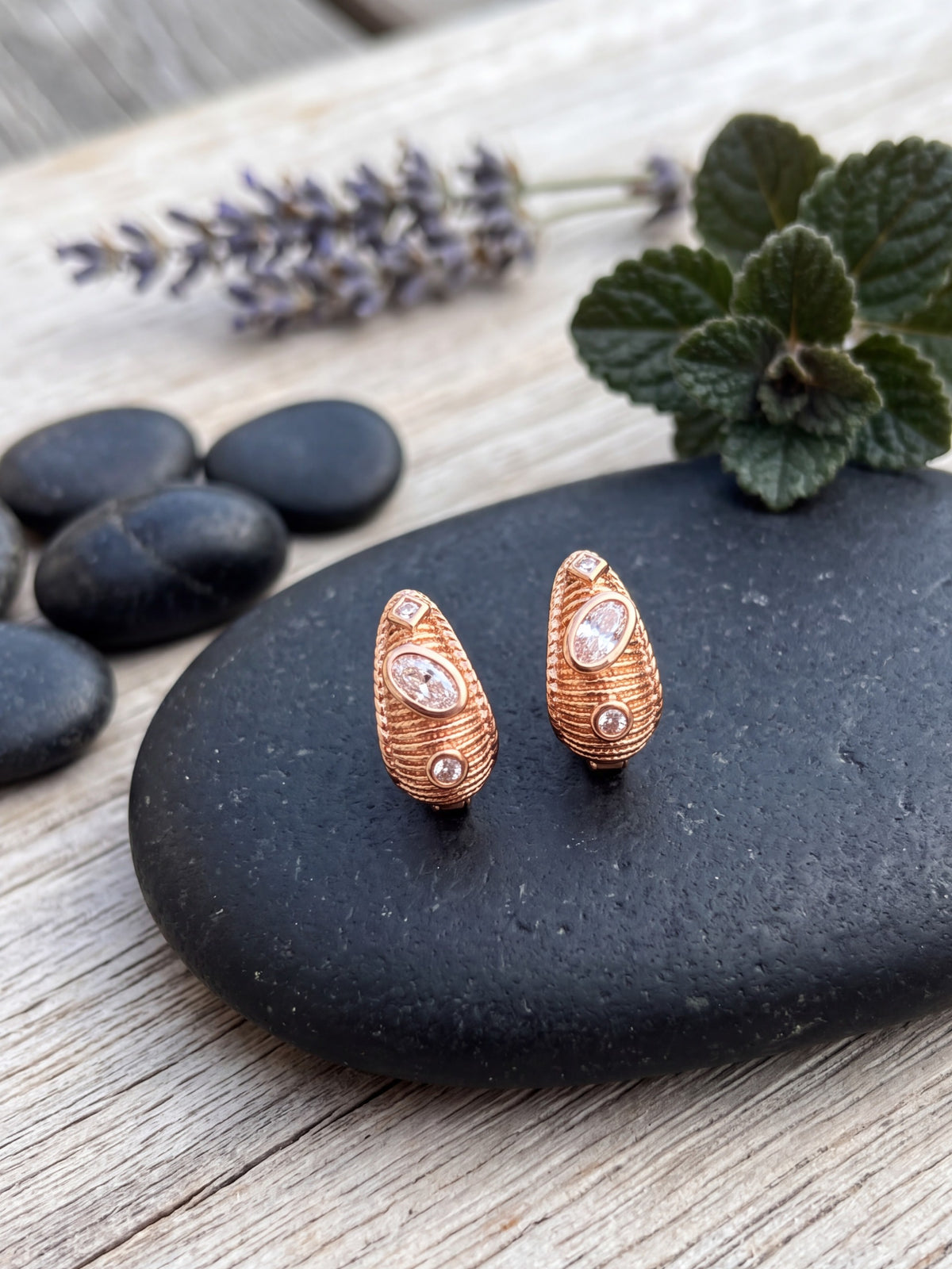 Elysia Bali Oval Crystal Stud Earrings