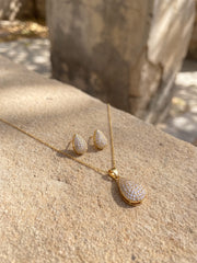Berry Shine Teardrop Necklace Set