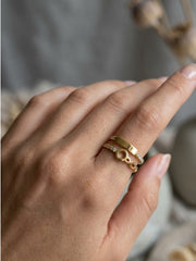 Tiara Link Circle Stackable Ring Set