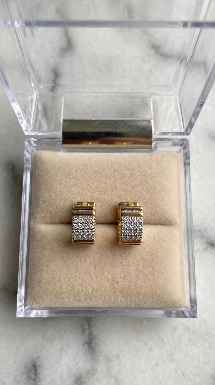 Vogue Bali Geometric Hoop Earrings
