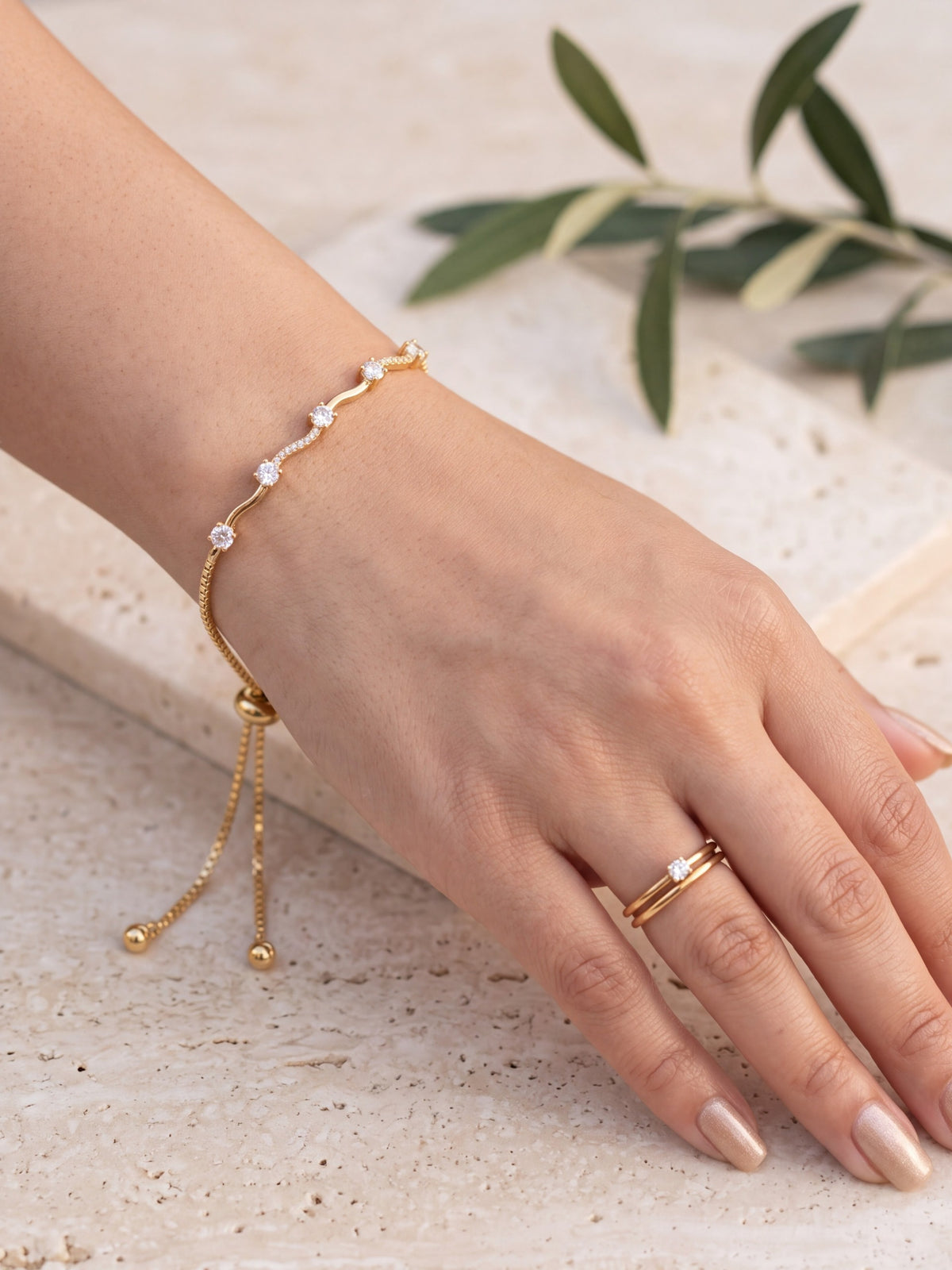 Minimal Starburst Crystal Bracelet