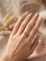Bond Line Geometric Cut-Out Ring
