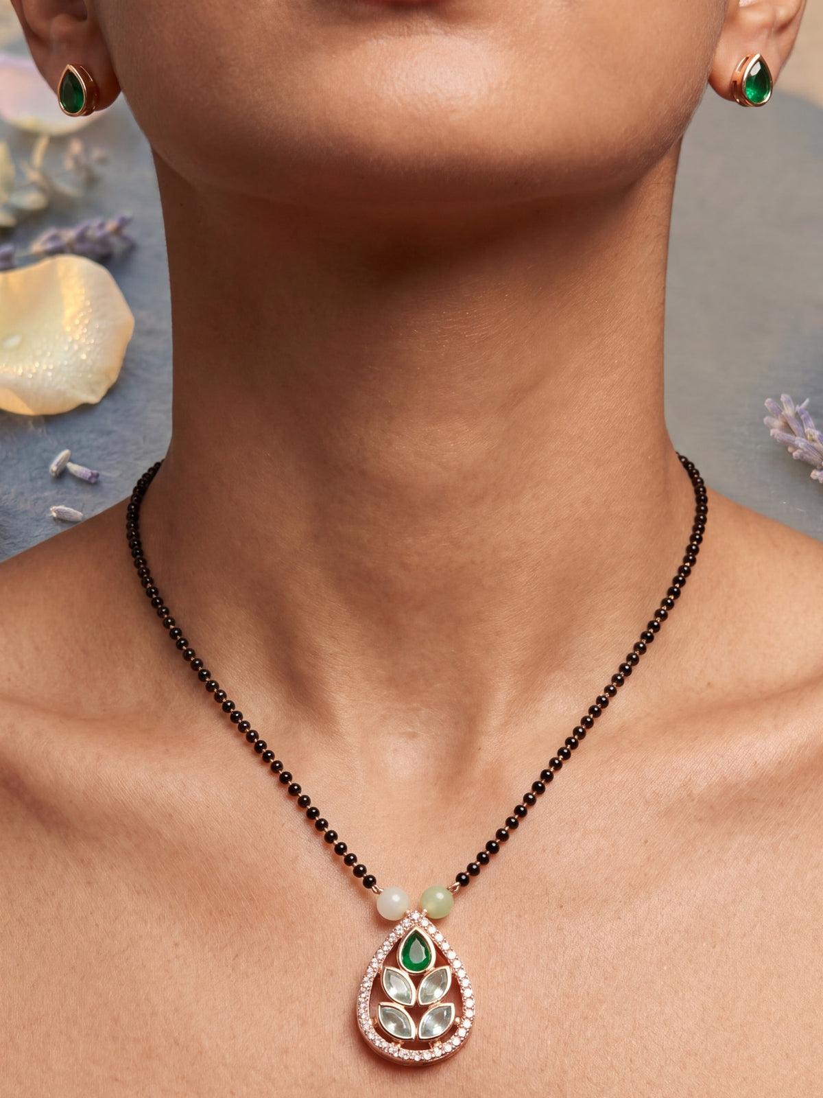 Kanak Green Teardrop Stone Mangalsutra