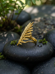 Rich Leaf Openwork Statement Ring