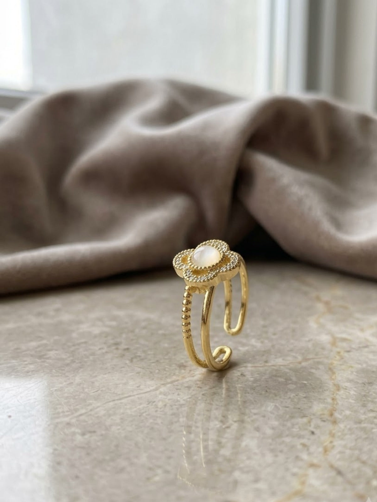 Radiance Pearl Clover Ring